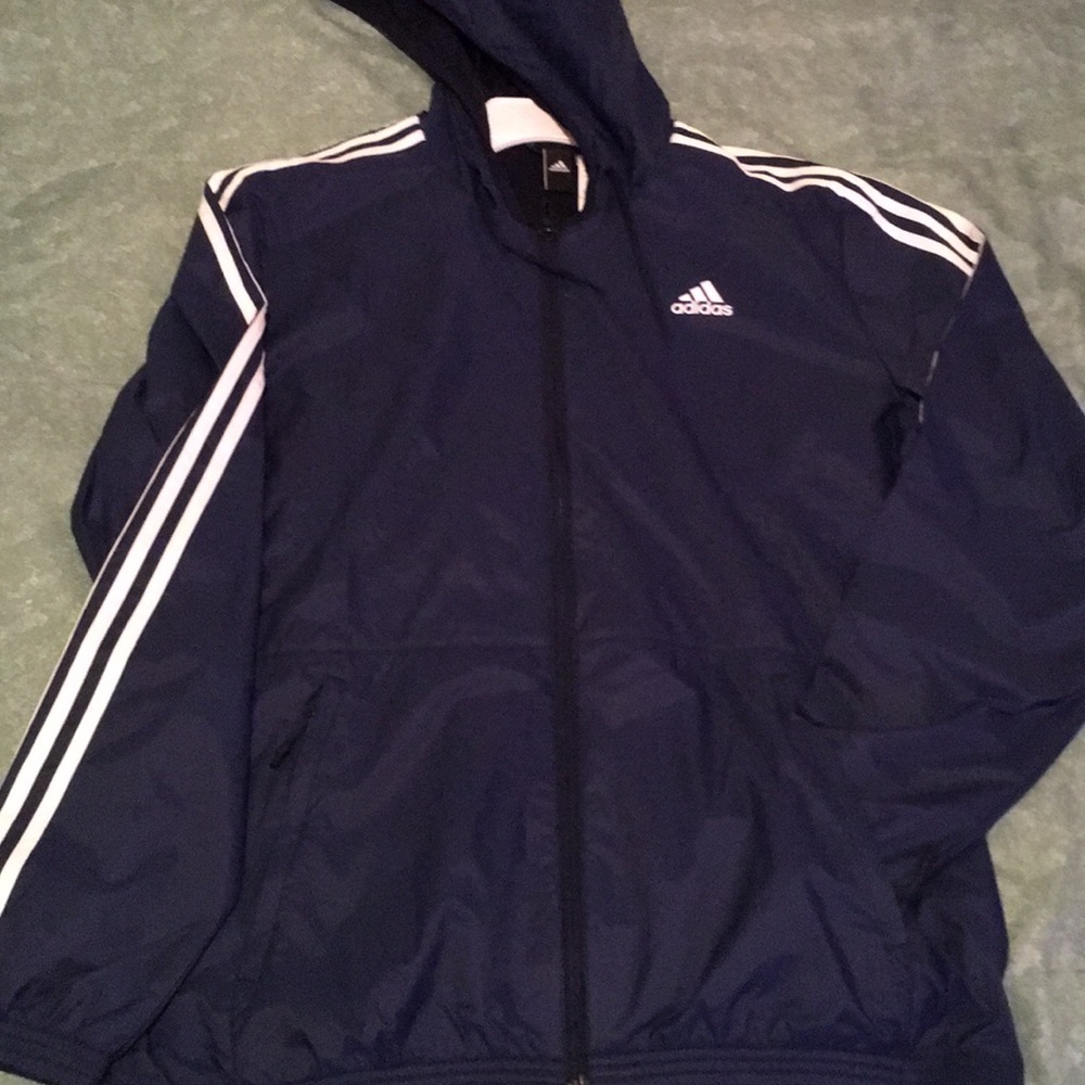 Thin windbreaker